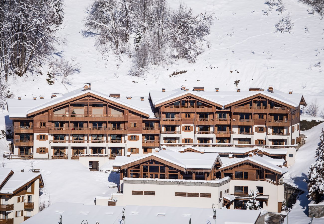 ski in ski out, residence, la Clusaz, family holidays, heart of the village, upmarket, 4 stars, rental, spa, swimming pool