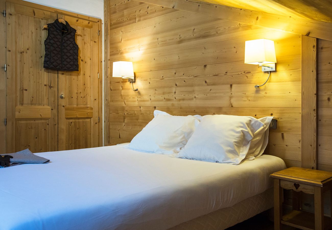 Apartment in La Clusaz - LCZ - Charmant T6 coeur village piscine spa, 4*