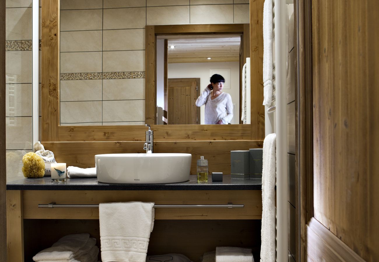 Apartment in La Clusaz - LCZ - Charmant T3 avec vue Aravis et spa, 4*