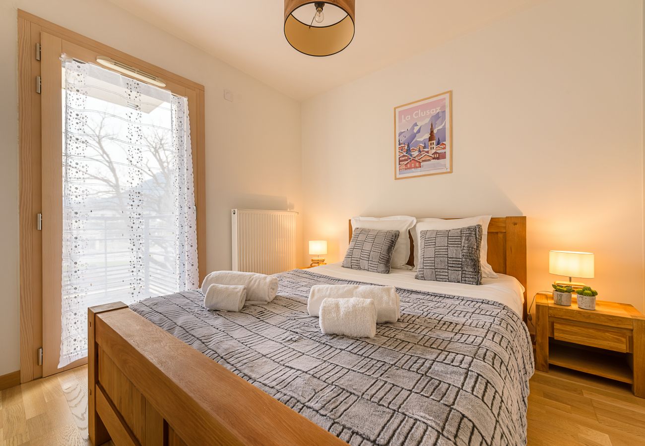apartment, balcony, luxury, seasonal rental, annecy, vacations, beach, hotel, sun, winter, Saint-Jorioz, mountains, lake 