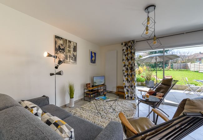 Apartment in Saint-Jorioz - ST JORIOZ centre - Parc Saint Jore, jardin et lac
