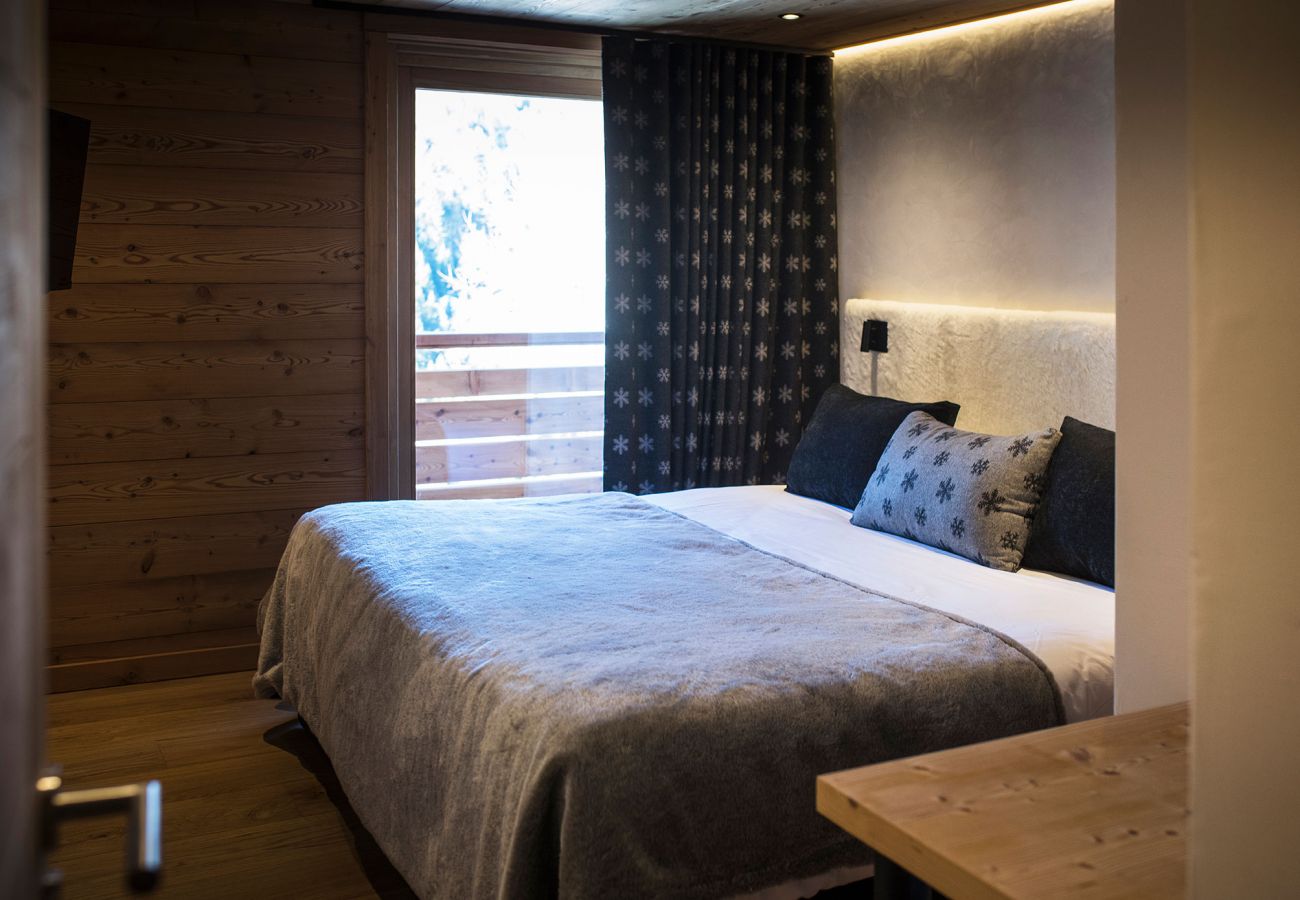 la clusaz chalet rental, ski resort in and out, family, luxury agency, mountains, prestige holidays, French alps, concierge 