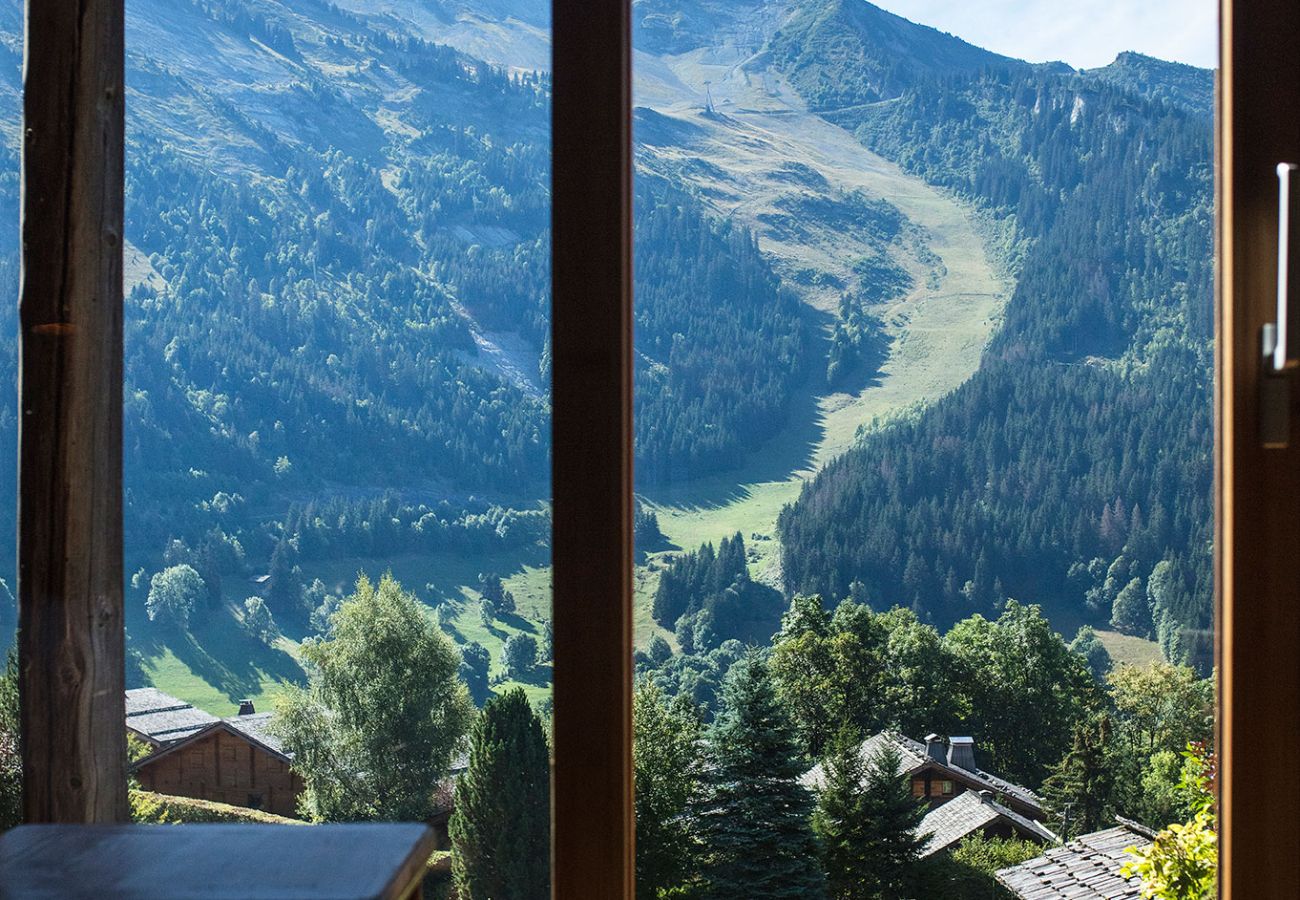 Chalet in La Clusaz - LCZ-L'Authentique Chalet familial 5* des Confins