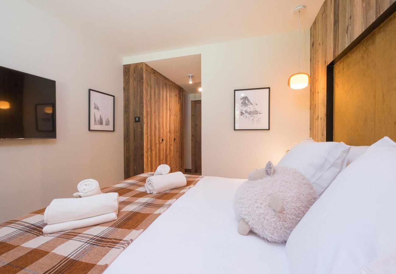 Meribel residence at the foot of the slopes, where to stay in Meribel, cocooning airbnb in the French Alps, ski in out
