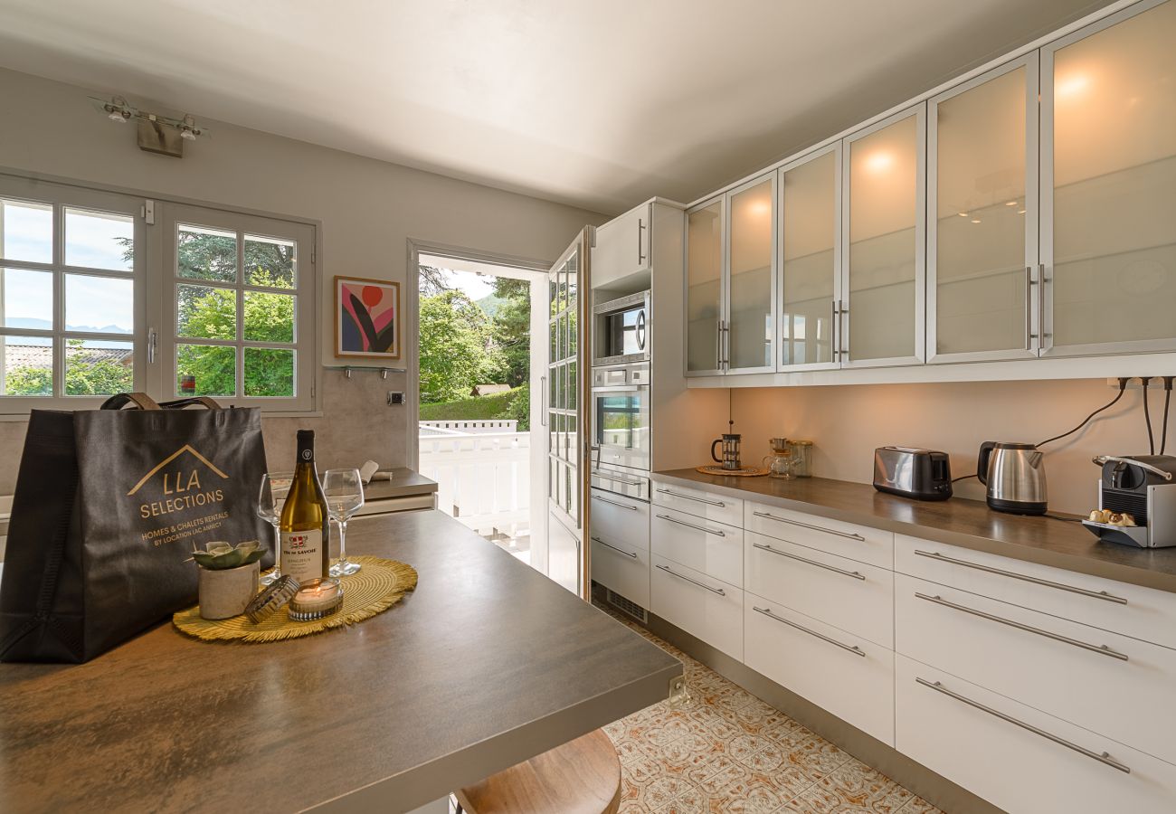 Villa in Sévrier - Elegantissime - Villa avec Vue Lac 180 -8pers