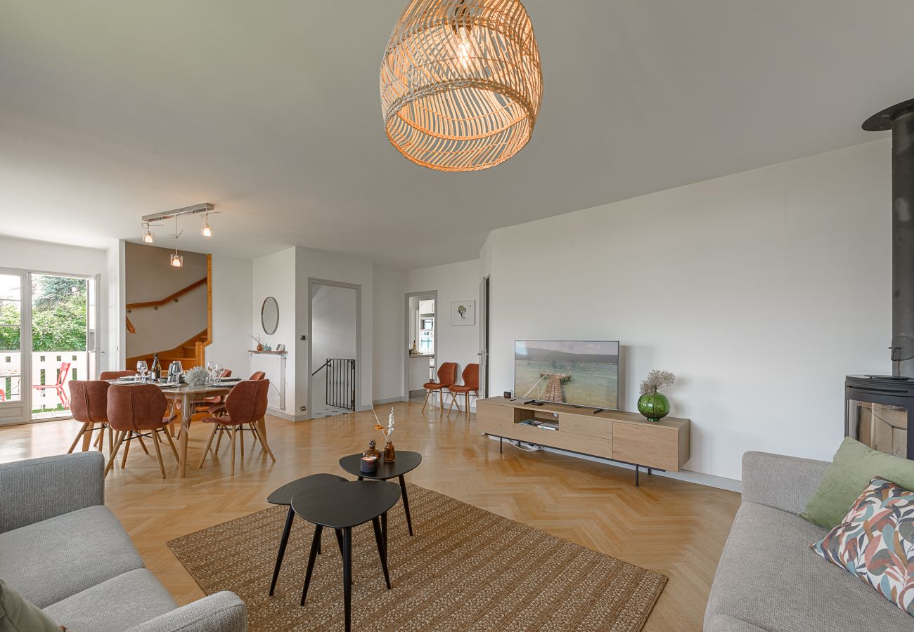 Villa in Sévrier - Elegantissime - Villa avec Vue Lac 180 -8pers