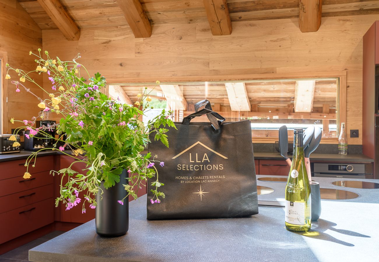 Chalet in La Clusaz - LCZ- Chalet Orea 15p - Piscine-Sauna-Jacuzzi