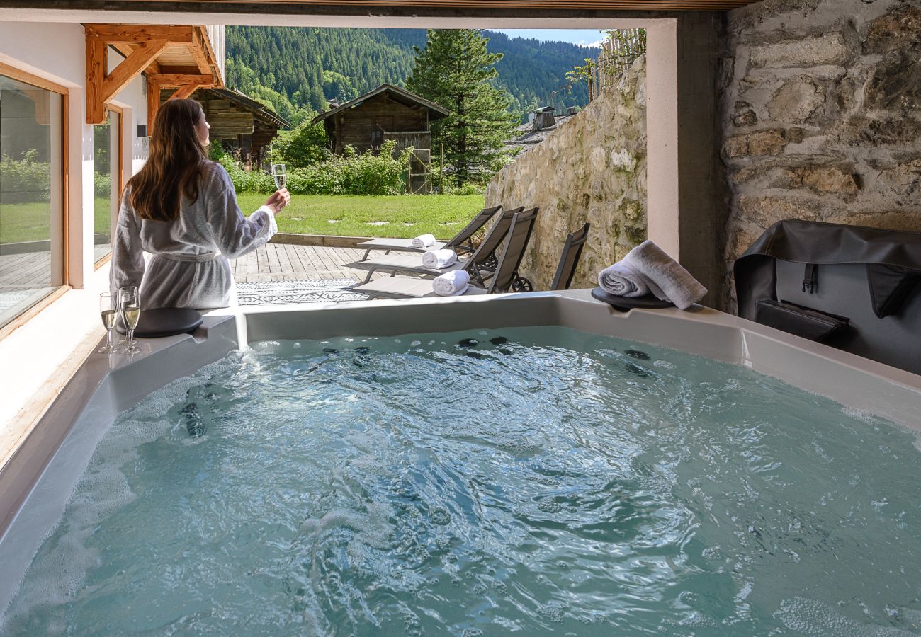 Chalet in La Clusaz - LCZ- Chalet Orea 15p - Piscine-Sauna-Jacuzzi