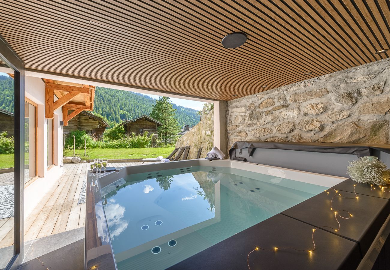 Chalet in La Clusaz - LCZ- Chalet Orea 22p - Piscine-Sauna-Jacuzzi