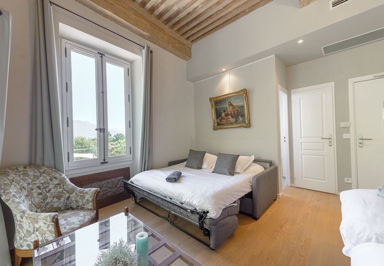 Country house in Veyrier-du-Lac - Le Vignoble du Lac, Domaine avec vue 21p.