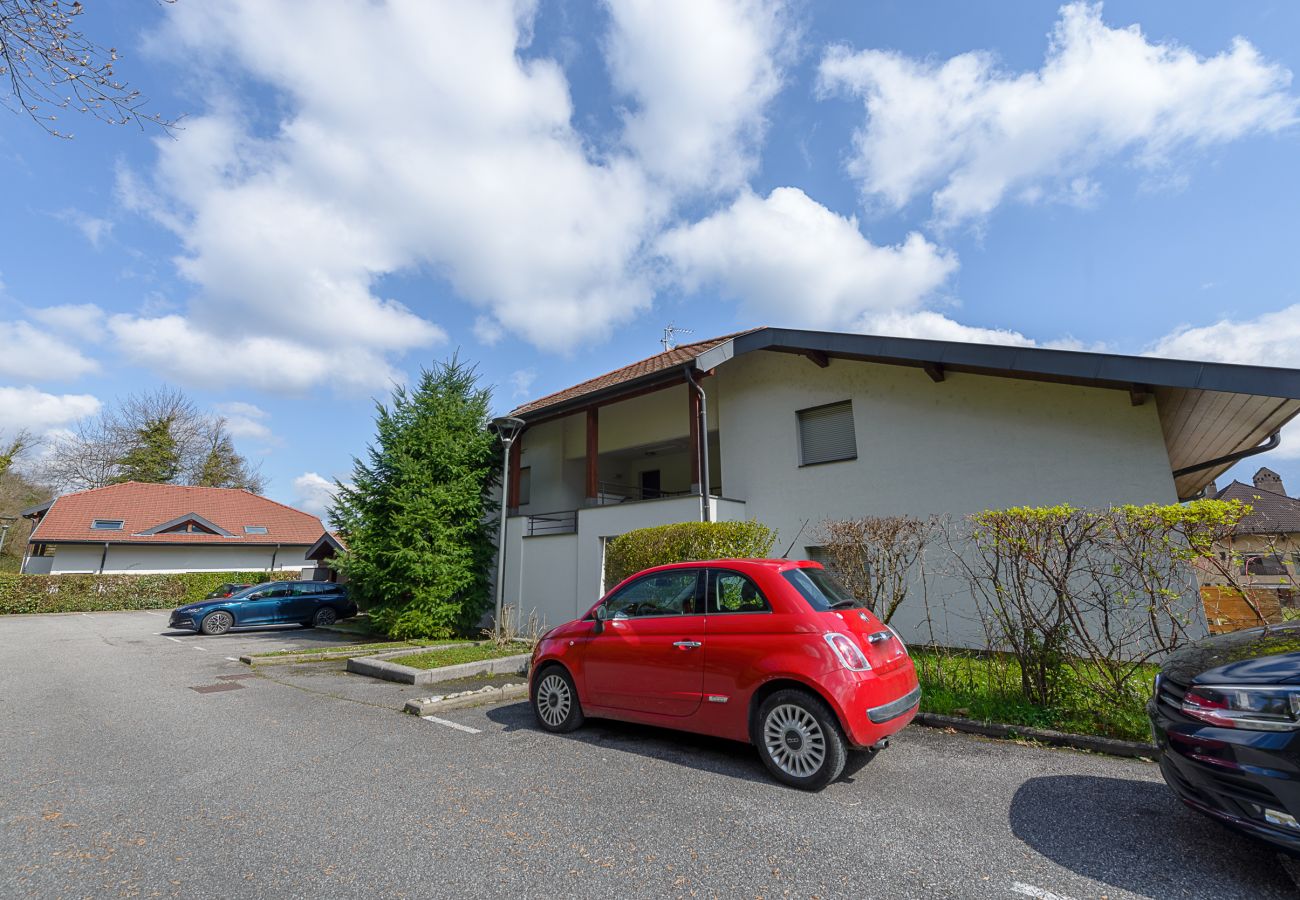 Exclusive flat for rent with modern decor in Sevrier