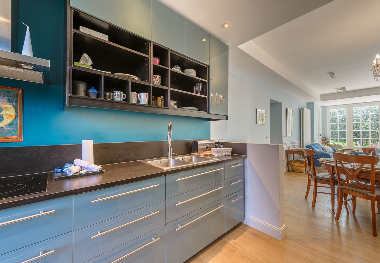 Apartment in Saint-Jorioz - ST JORIOZ - Ecrin Bleu, rez de jardin 2 pas du lac