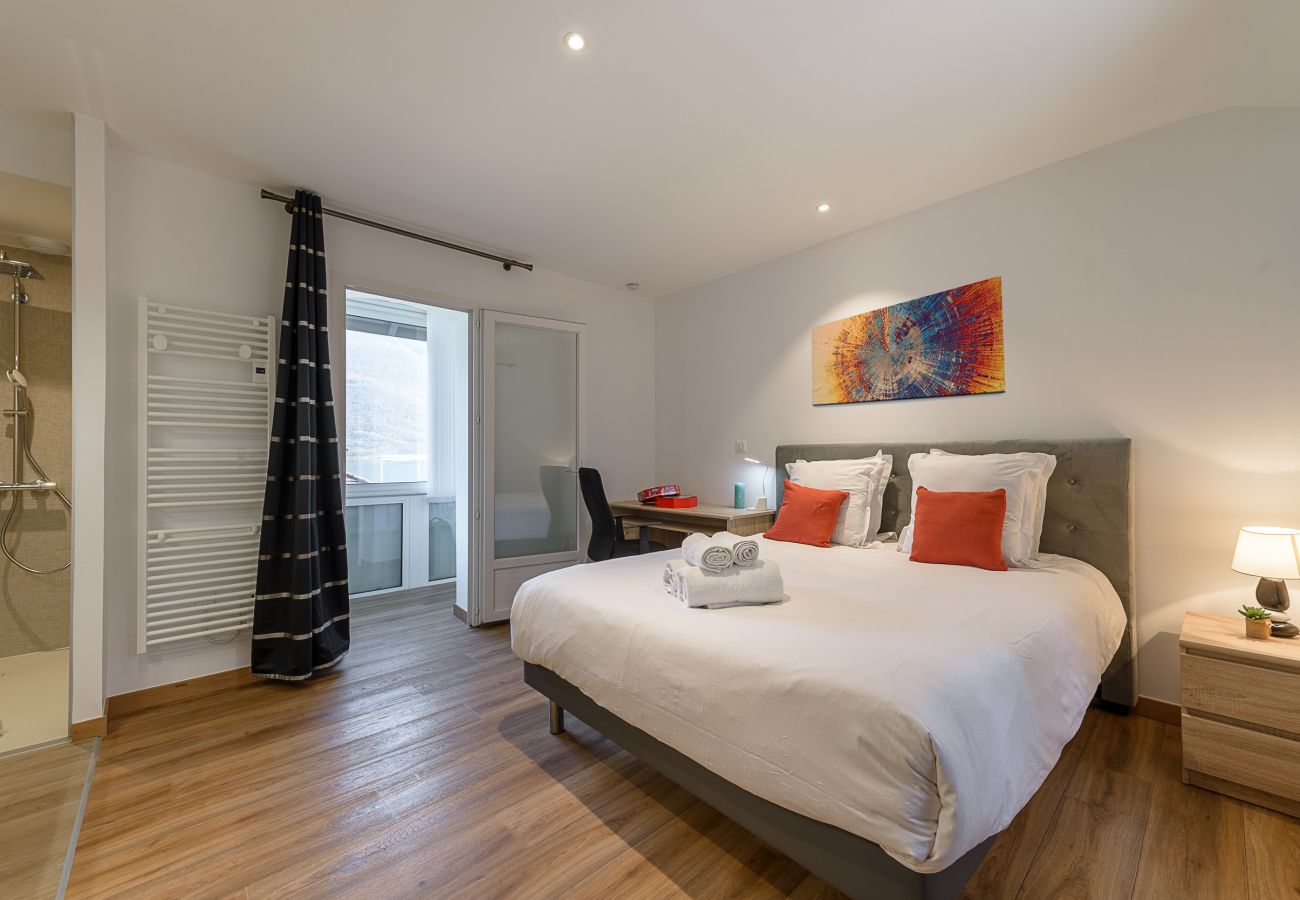 House in Doussard - BREDANNAZ - Belle Evasion, plage privée & jacuzzi