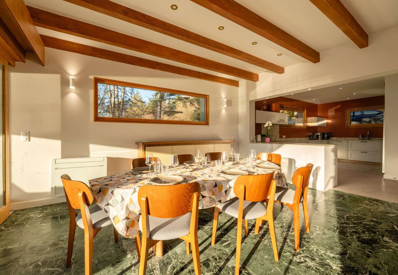 Villa in Veyrier-du-Lac - VEYRIER - Villa Jade, plage privée, 14p