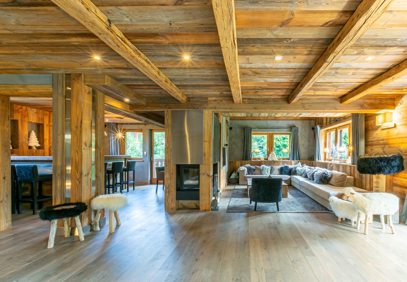 Chalet in Megève - Winter Megeve__ Chalet Majestic, Spa Privé