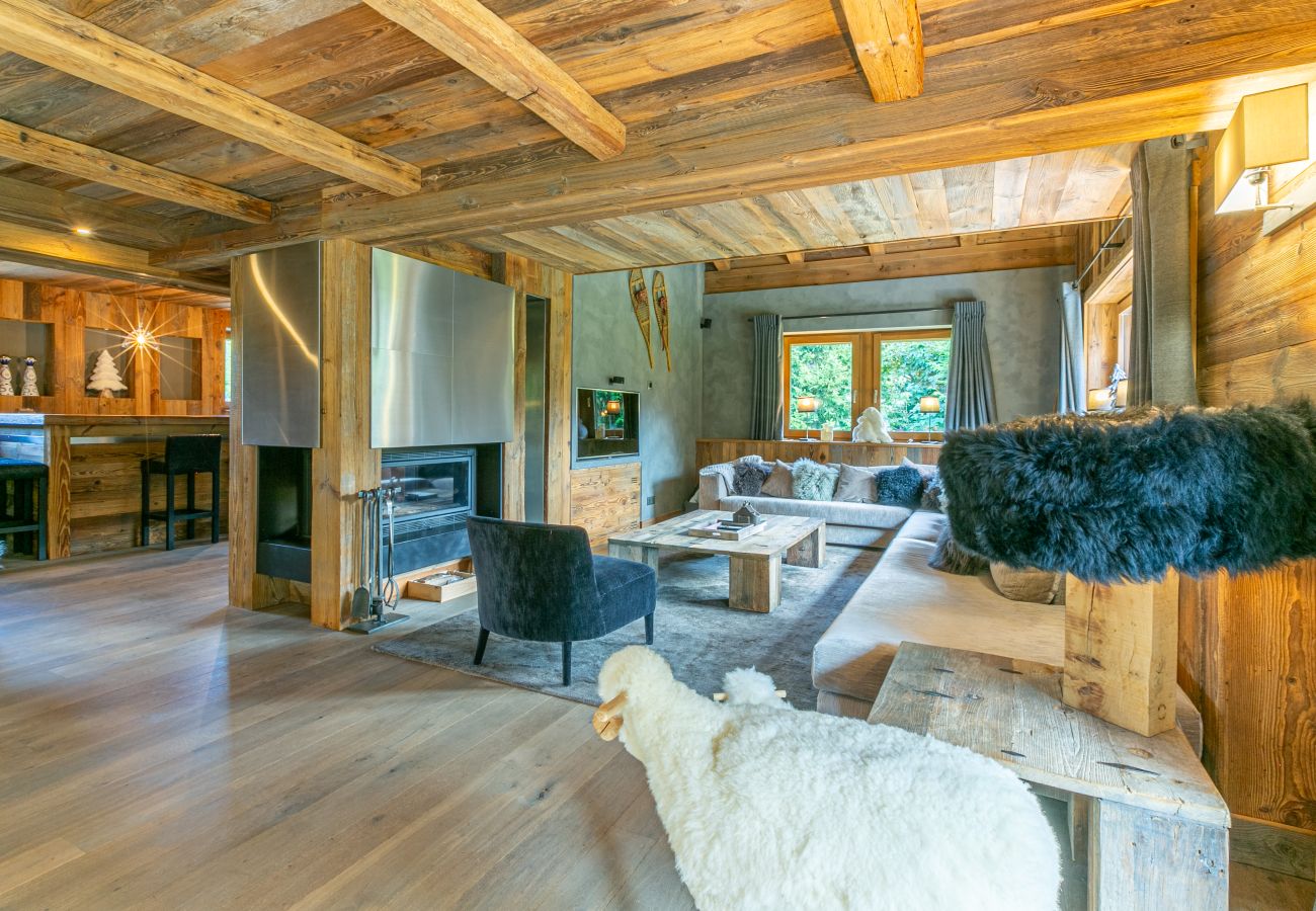 Chalet in Megève - Winter Megeve__ Chalet Majestic, Spa Privé