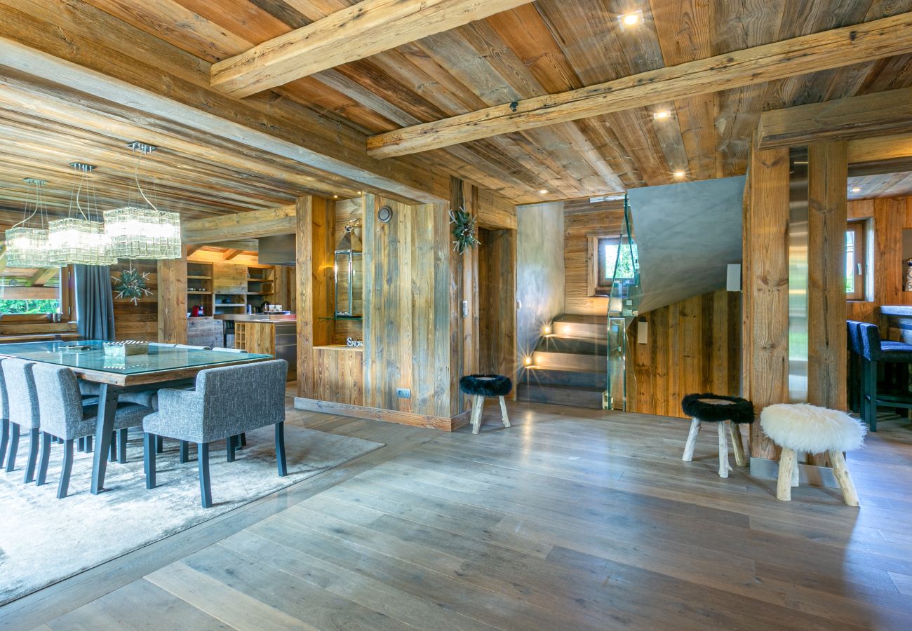 Chalet in Megève - Winter Megeve__ Chalet Majestic, Spa Privé