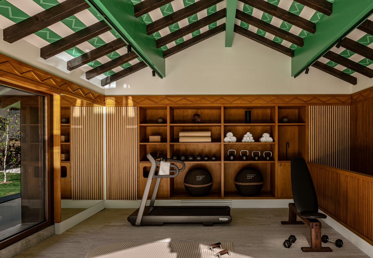 Chalet in Megève - Winter Megeve __ Le Chalet Lodge Iconic