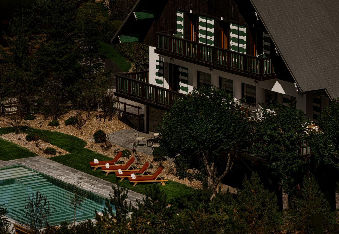 Chalet in Megève - Winter Megeve __ Le Chalet Lodge Iconic
