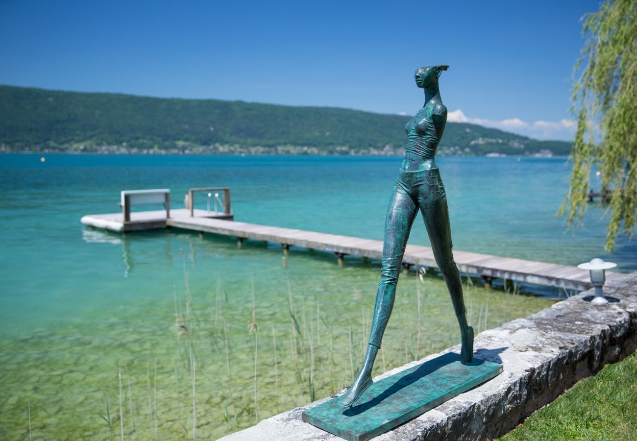 Villa in Veyrier-du-Lac - VEYRIER - Villa Eloria 5★, plage privée, 10p