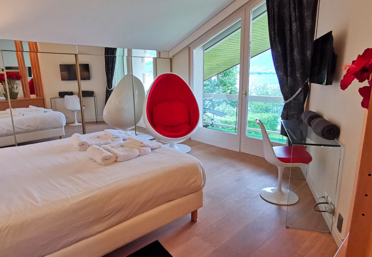 Villa in Veyrier-du-Lac - VEYRIER - Villa Azurea 5★, plage privée, 10p