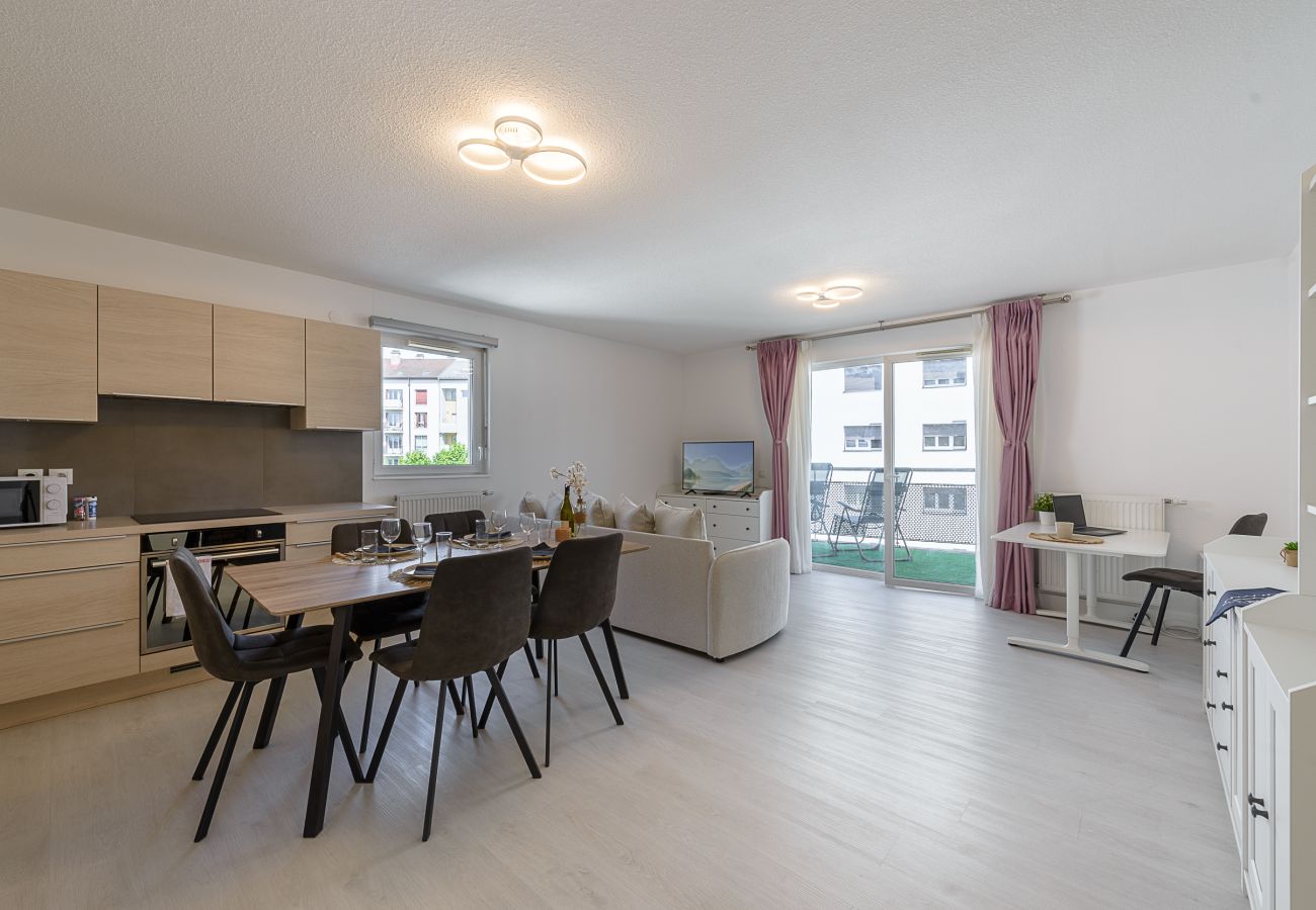 Apartment in Annecy - Annecy - L'Échappée du Lac 4p