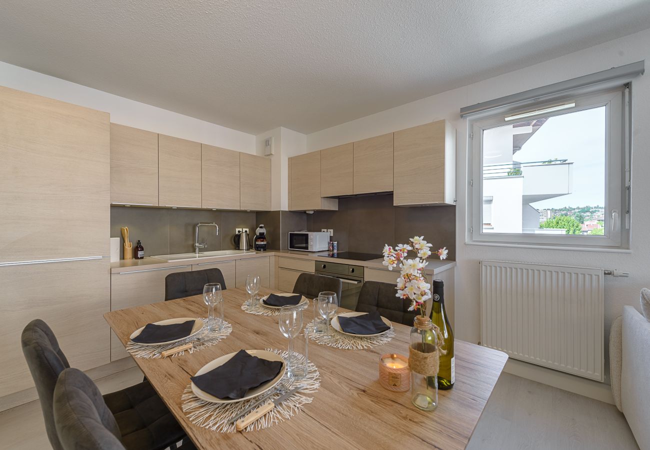 Apartment in Annecy - Annecy - L'Échappée du Lac 4p
