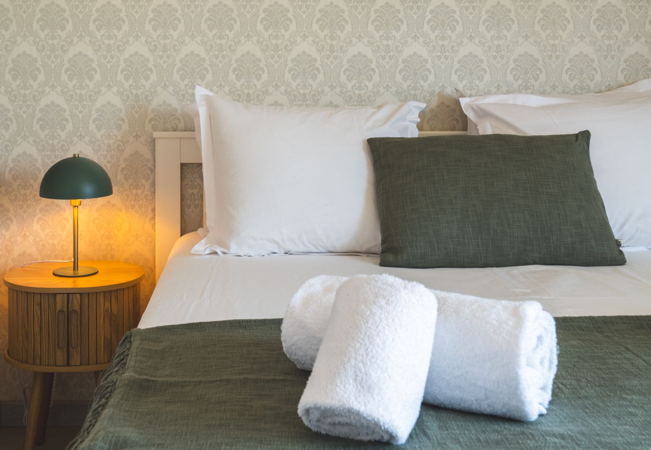 Apartment in Saint-Jorioz - SAINT-JORIOZ -  Le Balcon des Violettes