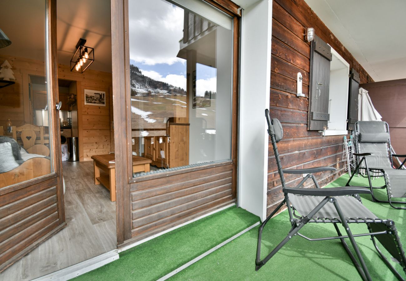 Apartment in Le Grand-Bornand - LE GRAND-BORNAND - Le Sommet Blanc - vue pistes