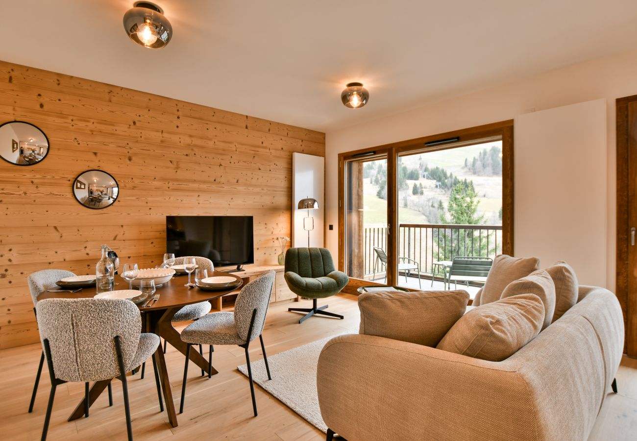 Apartment in Le Grand-Bornand - LE GRAND-BORNAND - Le Balcon du Lachat, cosy avec