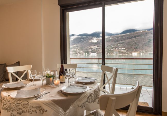 Appartement à Duingt - LES LIBELLULES - Pieds dans l'eau