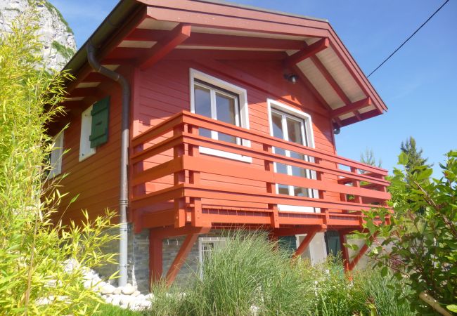 Chalet à Veyrier-du-Lac - VEYRIER - Cottage de Charme en Duplex Vue Lac