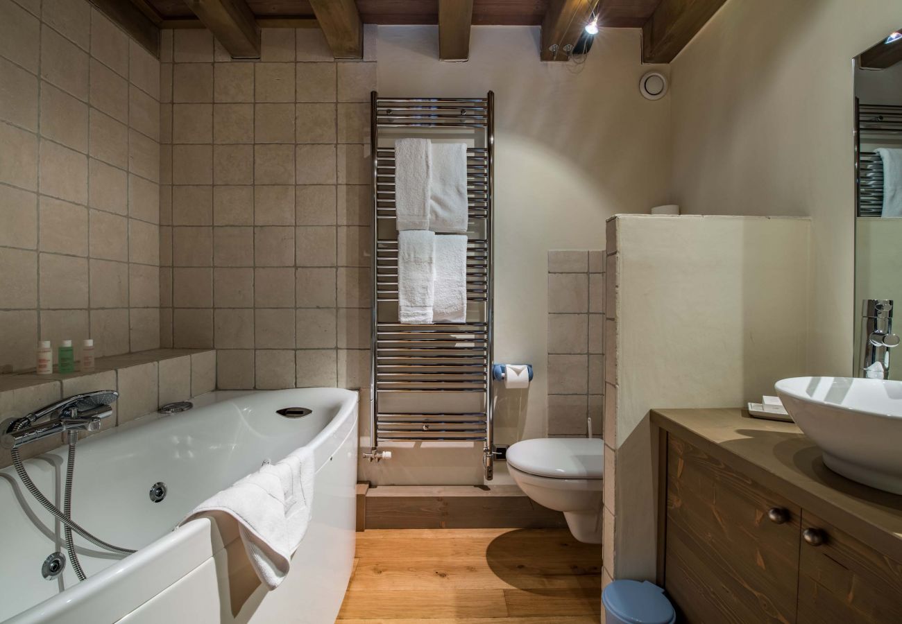 Appartement à Courchevel - Winter Courchevel // The Outstanding Ski in Out