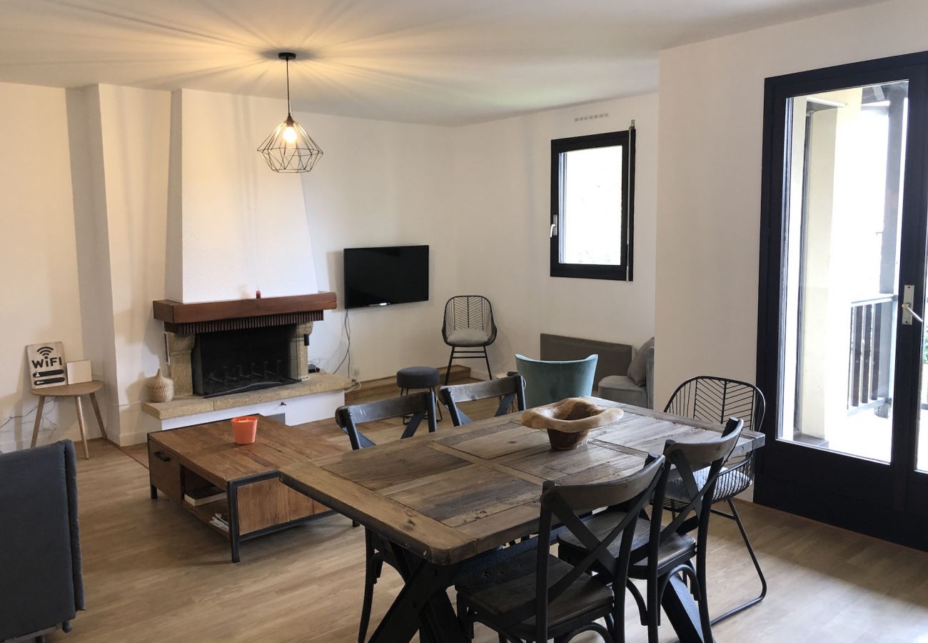 Appartement à Menthon-Saint-Bernard - LES CHARMILLES