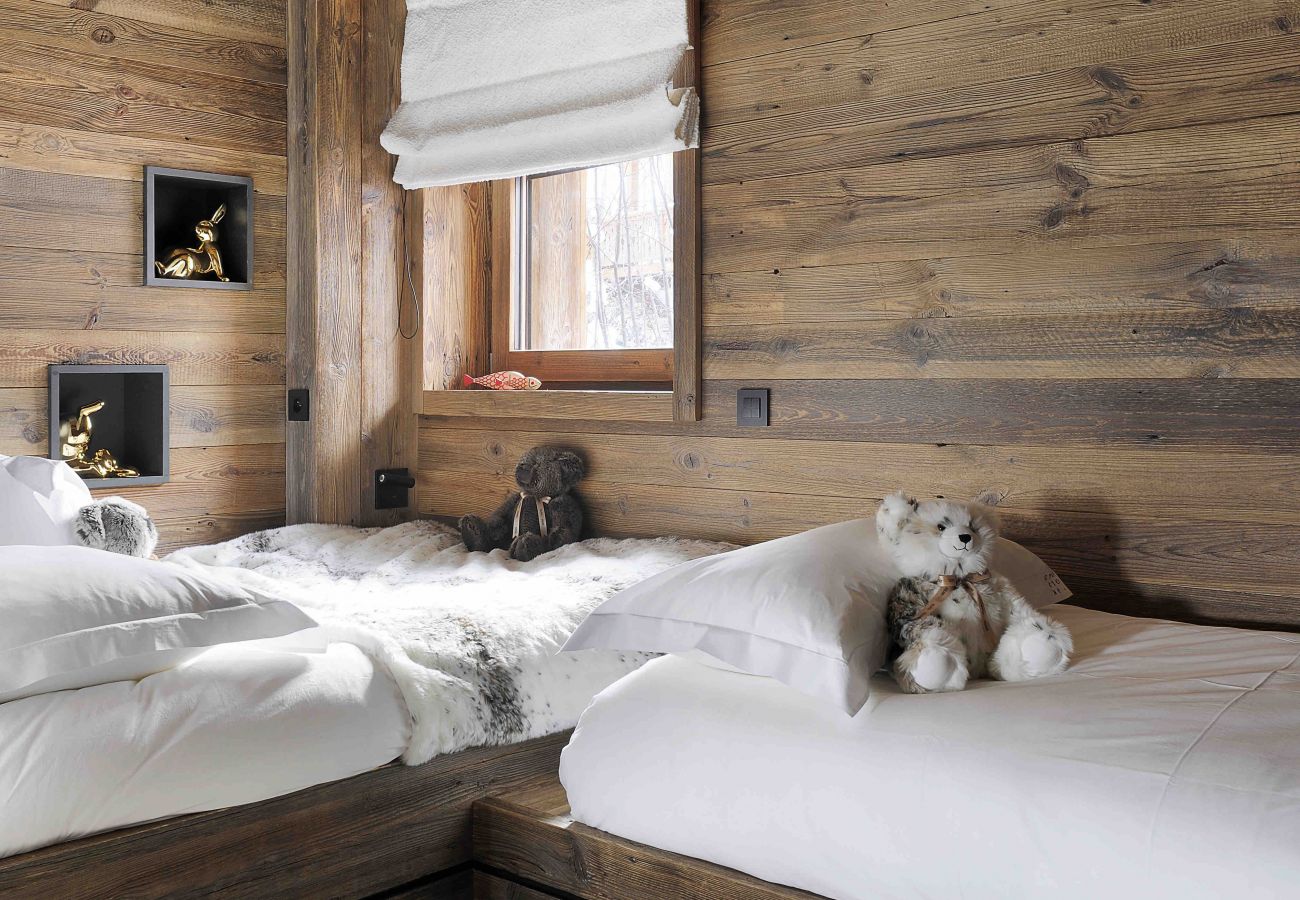 chambre, chalet de luxe, location saisonnière, combloux, vacances, lac, montagne, Mont-Blanc, villa, hôtel, neige, soleil 