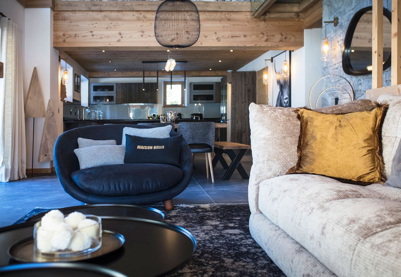 la clusaz location chalet, ski resort, pieds des pistes, famille, agence haut de gamme, montagnes, vacances prestige  