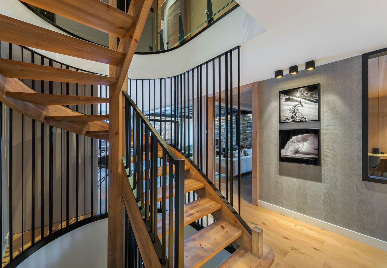 Chalet Méribelle, location en montagne, vacances au ski avec jacuzzi et vue panoramique, chalet de luxe, équipements modernes