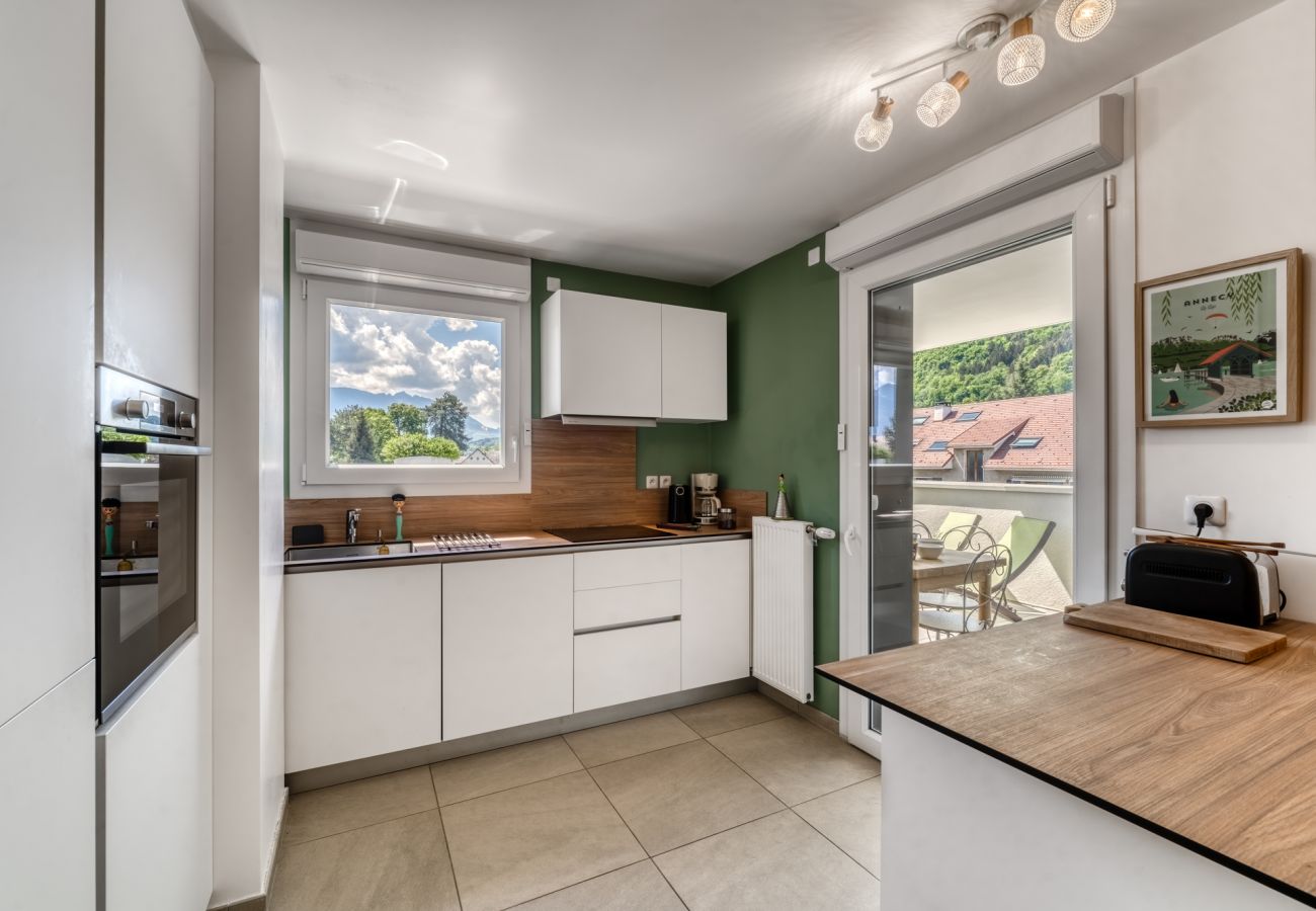 Appartement à Sévrier - Sevrier , Attique 79m2, terrasse, 4pers