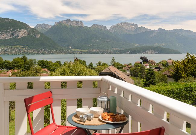 Villa à Sévrier - Elegantissime - Villa avec Vue Lac 180 -8pers