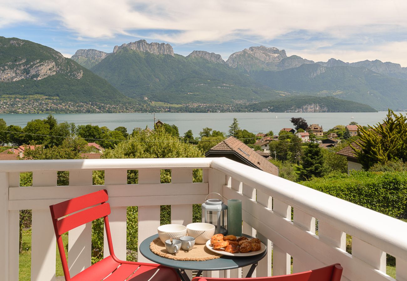 Villa à Sévrier - Elegantissime - Villa avec Vue Lac 180 -8pers