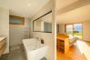 Villa à Veyrier-du-Lac - VEYRIER - Villa Jade, plage privée, 14p