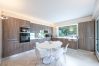 Villa à Veyrier-du-Lac - VEYRIER - Villa Azurea 5★, plage privée, 10p