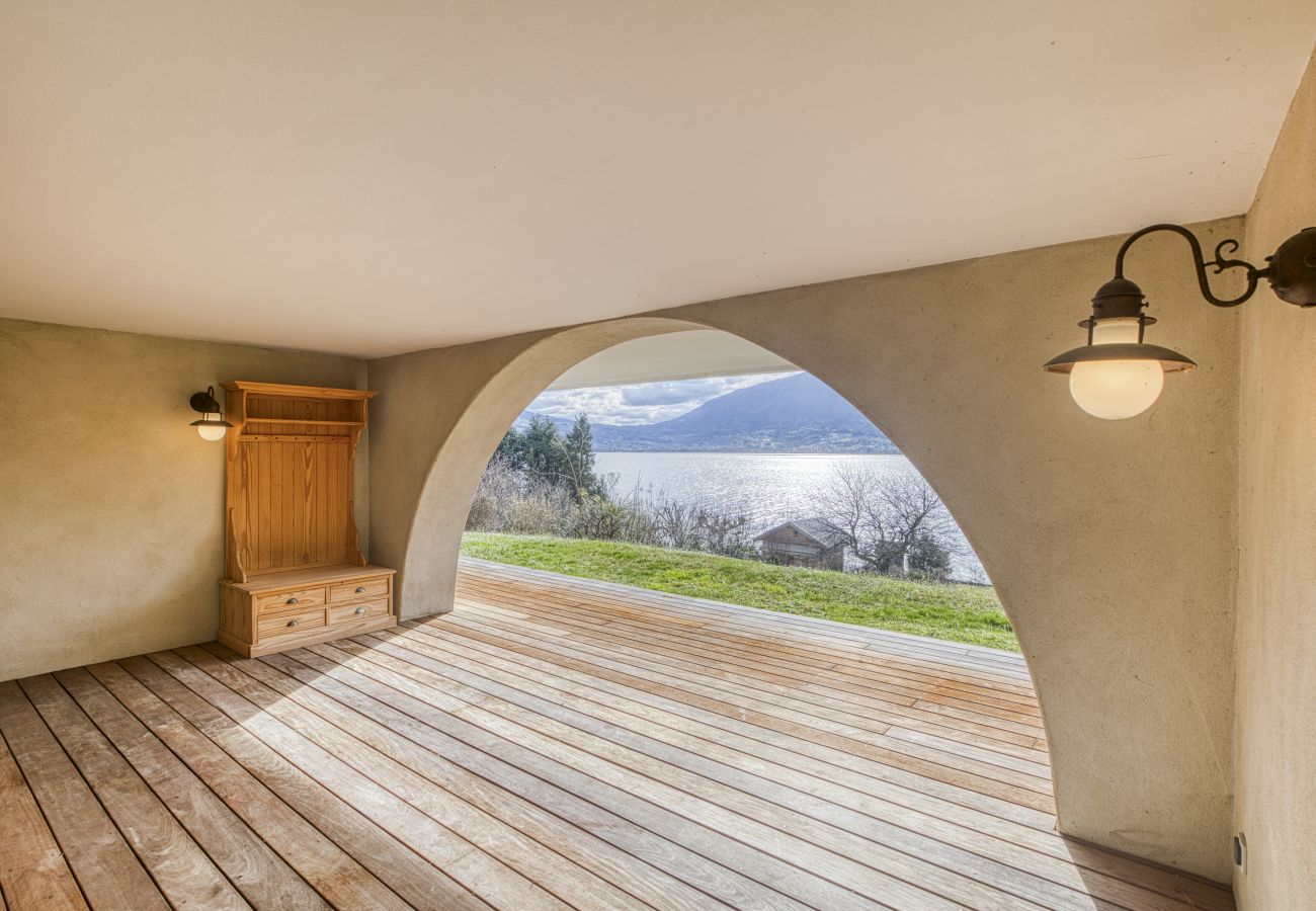 Villa à Veyrier-du-Lac - VEYRIER - Villa Collection, piscine, ponton privé,