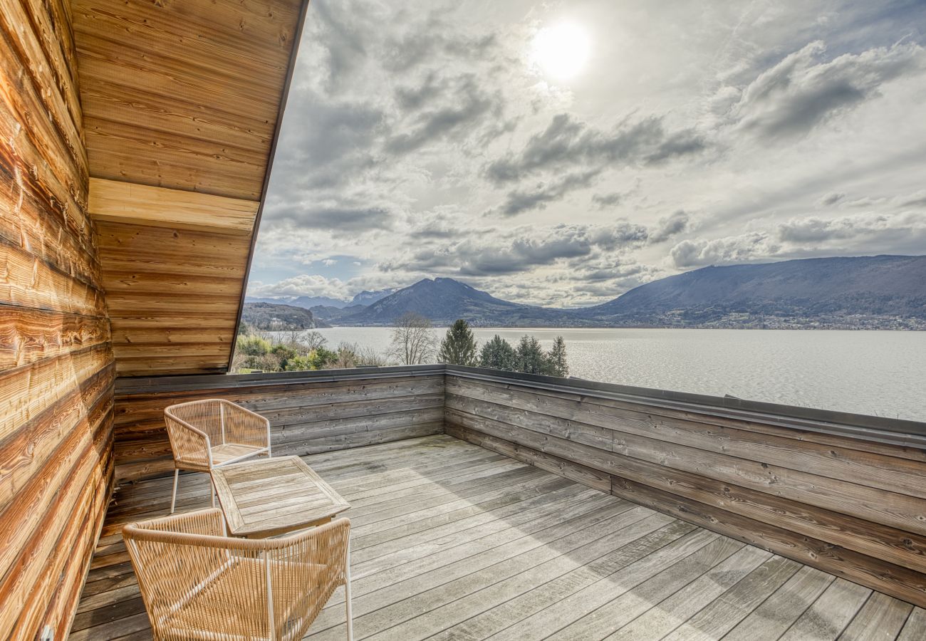 Villa à Veyrier-du-Lac - VEYRIER - Villa Collection, piscine, ponton privé,