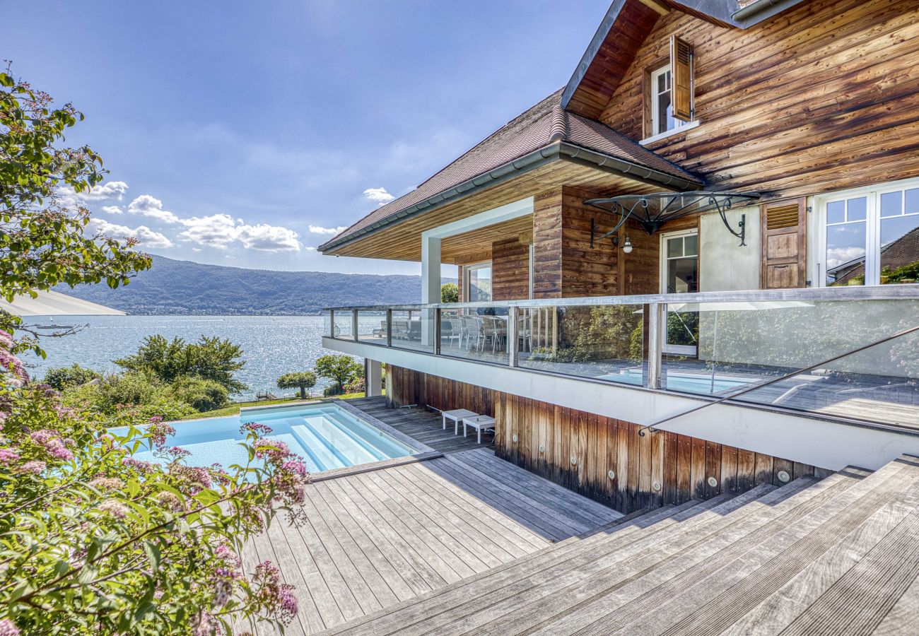 location 10 personnes annecy piscine